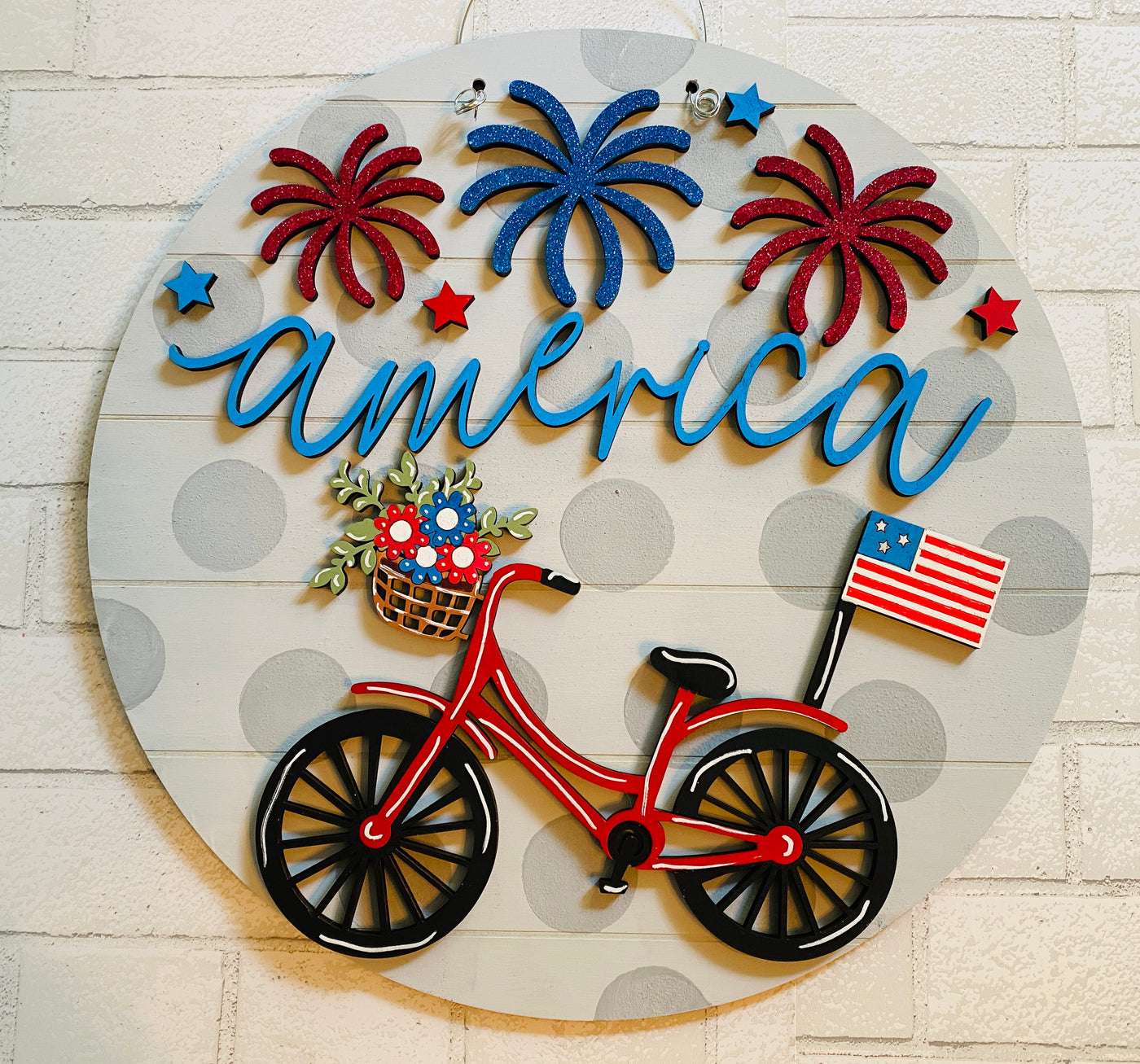 Hanging Sign: Round Small america with bike
